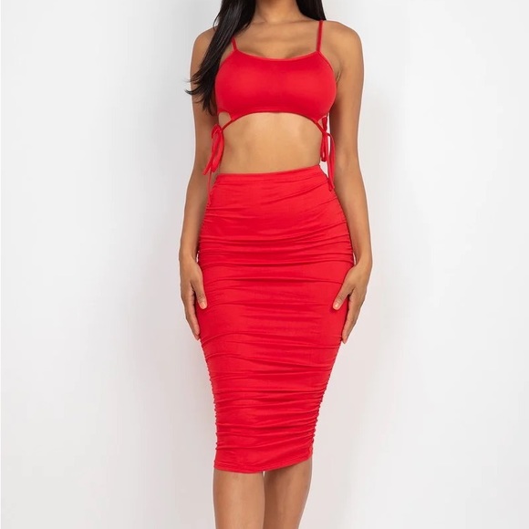 NEW Sexy Red Crop Top & Ruched Midi Skirt Set - Picture 7 of 11